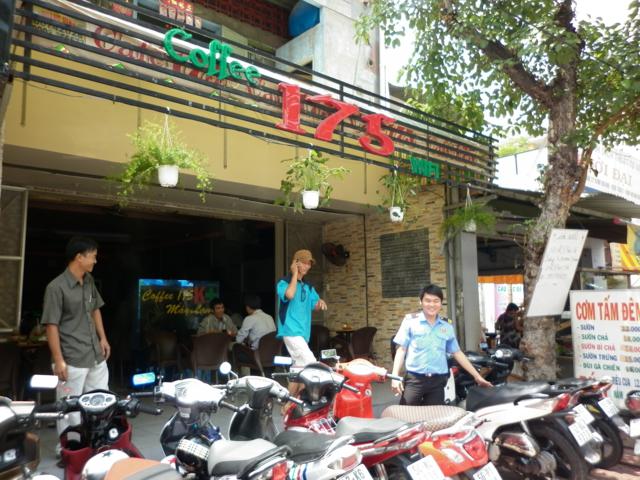 Vì sao cần thuê dịch vụ bảo vệ quán cafe?