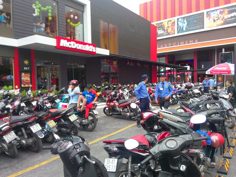 Nhiệm vụ của nhân viên bảo vệ giữ xe