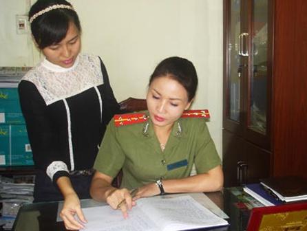 Bảo vệ an ninh ngân hàng | Nữ trinh sát bảo vệ an ninh ngân hàng gồm 25 chi nhánh